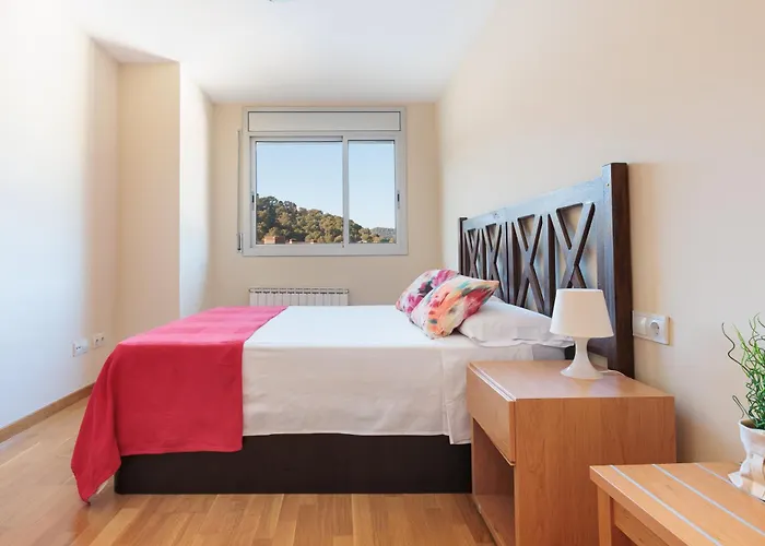 Lets Holidays Beautiful With Pool Tossa Appartement