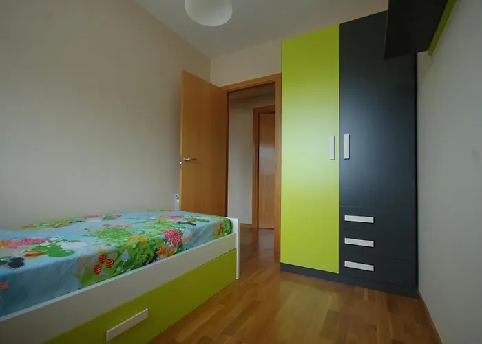 Lets Holidays Beautiful With Pool Tossa Appartement