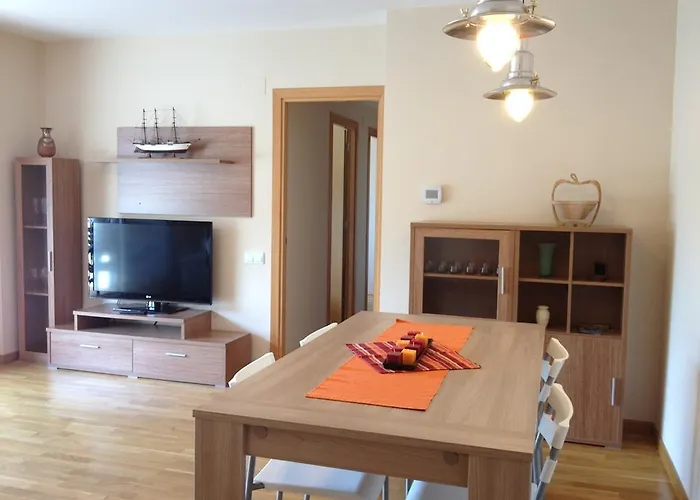 Lets Holidays Beautiful With Pool Tossa